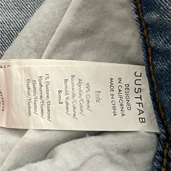 JustFab Jeans - Picture 4 of 6